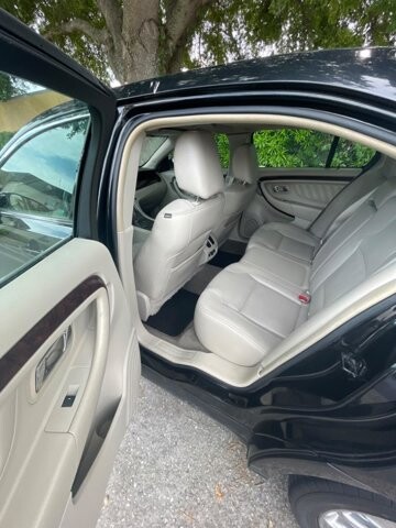 2010 Ford Taurus in Longwood, FL 32750 - 2324395 8