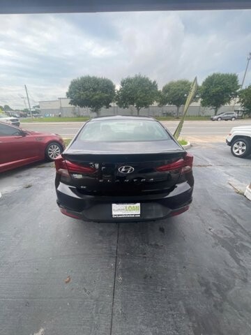 2019 Hyundai Elantra in Longwood, FL 32750 - 2324397 3