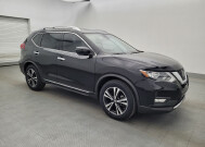 2018 Nissan Rogue in Tampa, FL 33619 - 2324923 11