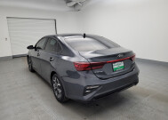 2019 Kia Forte in Maple Heights, OH 44137 - 2325232 5