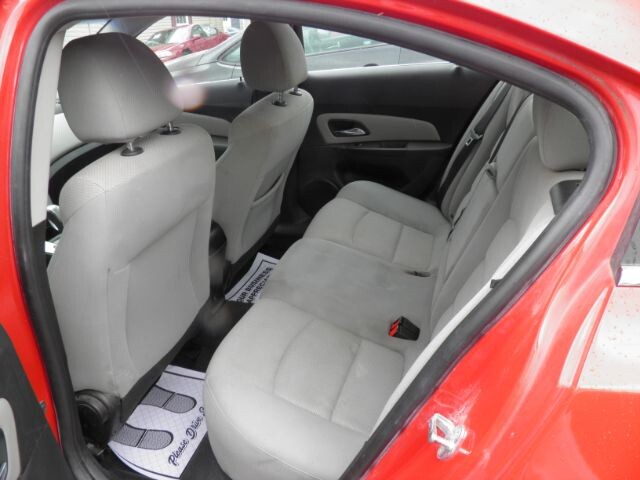 2016 Chevrolet Cruze in Barton, MD 21521 - 2325326 9