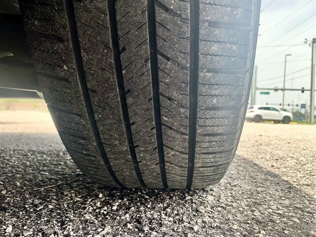 2009 Chevrolet Malibu in Hudson, FL 34669 - 2325350 18