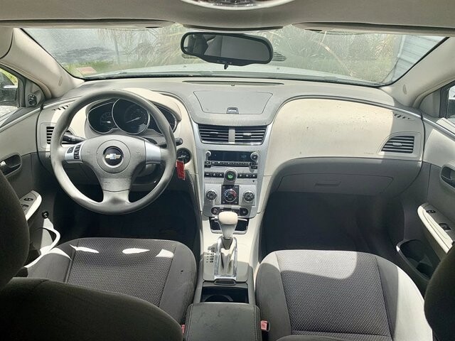 2009 Chevrolet Malibu in Hudson, FL 34669 - 2325350 15