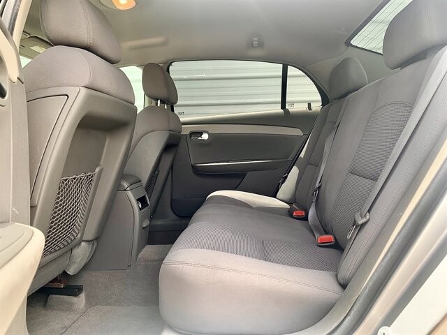 2009 Chevrolet Malibu in Hudson, FL 34669 - 2325350 11