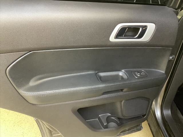 2015 Ford Explorer in Chicago, IL 60659 - 2325947 17