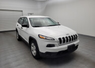 2017 Jeep Cherokee in Columbus, OH 43231 - 2326016 13