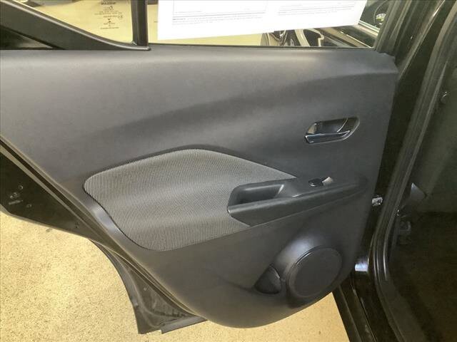 2020 Nissan Kicks in Chicago, IL 60659 - 2326475 15