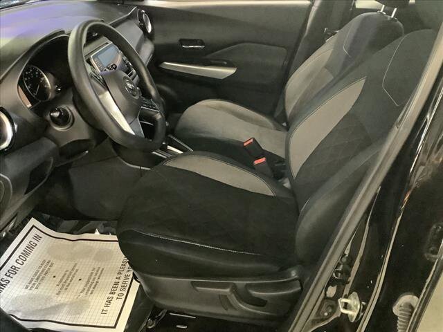 2020 Nissan Kicks in Chicago, IL 60659 - 2326475 10