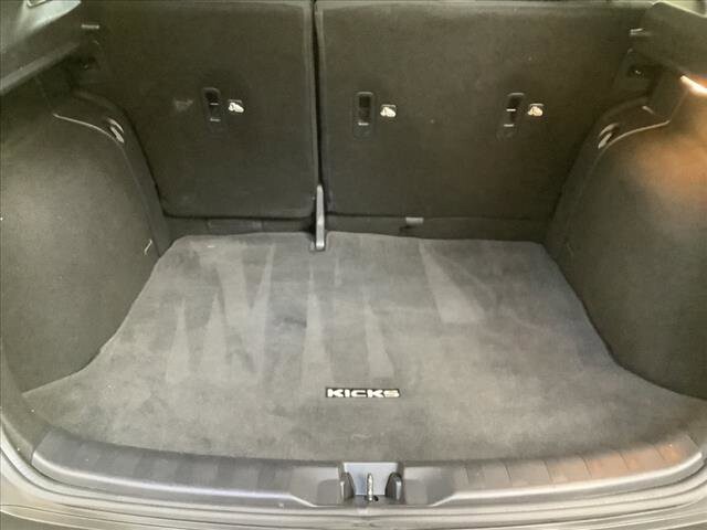 2020 Nissan Kicks in Chicago, IL 60659 - 2326475 17