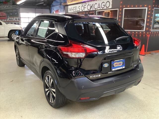 2020 Nissan Kicks in Chicago, IL 60659 - 2326475 3