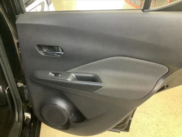 2020 Nissan Kicks in Chicago, IL 60659 - 2326475 18