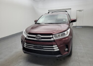 2017 Toyota Highlander in Maple Heights, OH 44137 - 2326618 15
