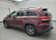 2017 Toyota Highlander in Maple Heights, OH 44137 - 2326618 3
