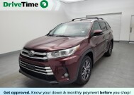 2017 Toyota Highlander in Maple Heights, OH 44137 - 2326618 1
