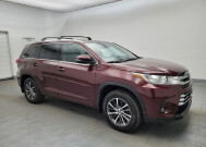 2017 Toyota Highlander in Maple Heights, OH 44137 - 2326618 11
