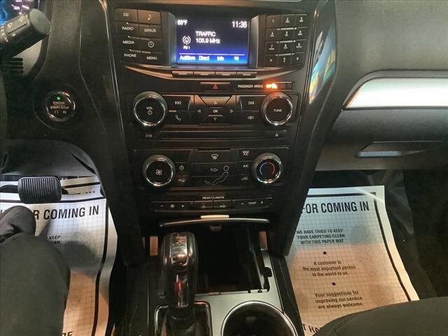 2016 Ford Explorer in Chicago, IL 60659 - 2326820 15