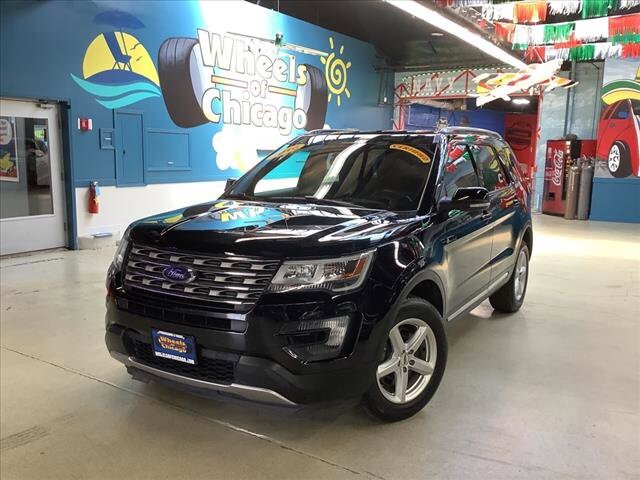 2016 Ford Explorer in Chicago, IL 60659 - 2326820