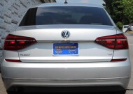 2017 Volkswagen Passat in Decatur, GA 30032 - 2326861 6