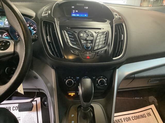 2016 Ford Escape in Chicago, IL 60659 - 2327087 15
