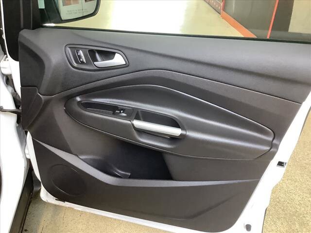 2016 Ford Escape in Chicago, IL 60659 - 2327087 21