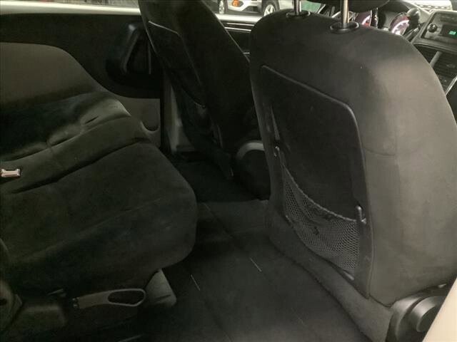2015 Dodge Grand Caravan in Chicago, IL 60659 - 2327088 17