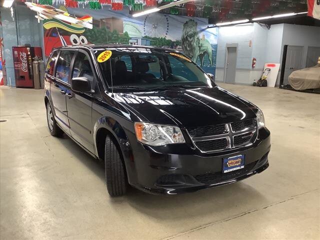 2015 Dodge Grand Caravan in Chicago, IL 60659 - 2327088 7