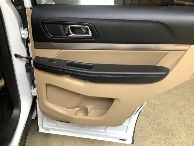 2017 Ford Explorer in Chicago, IL 60659 - 2327485 20