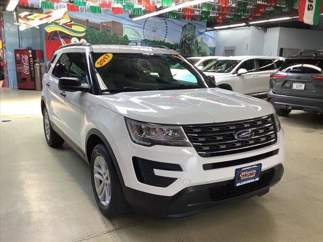2017 Ford Explorer in Chicago, IL 60659 - 2327485 7