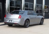 2018 Chrysler 300 in Pasadena, TX 77504 - 2328055 7
