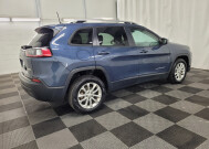 2020 Jeep Cherokee in St. Louis, MO 63136 - 2328312 10