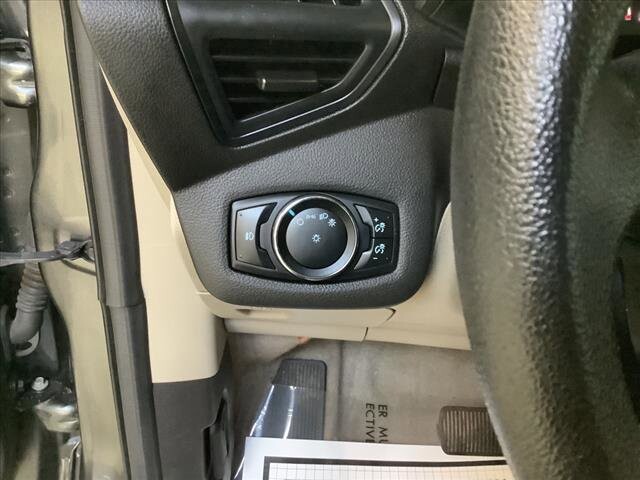 2015 Ford Escape in Chicago, IL 60659 - 2328667 11