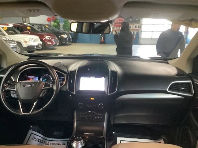 2019 Ford Edge in Chicago, IL 60659 - 2329258 21