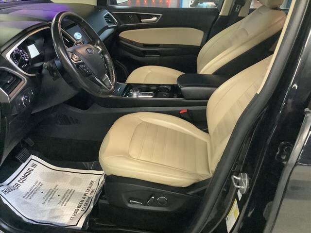 2019 Ford Edge in Chicago, IL 60659 - 2329258 10