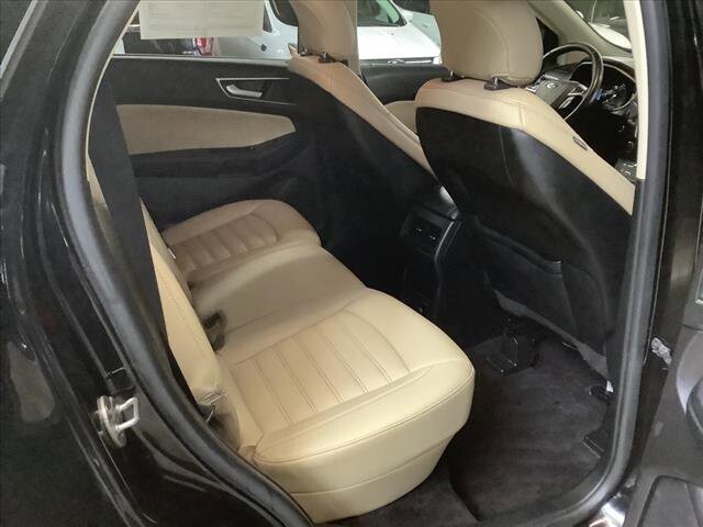 2019 Ford Edge in Chicago, IL 60659 - 2329258 20