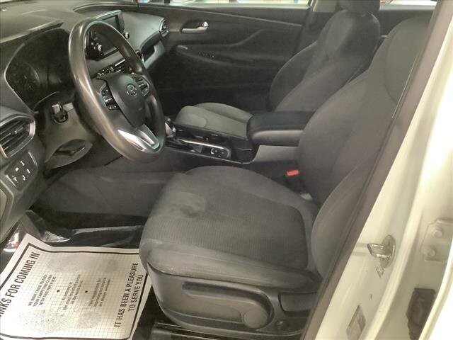 2019 Hyundai Santa Fe in Chicago, IL 60659 - 2329259 10