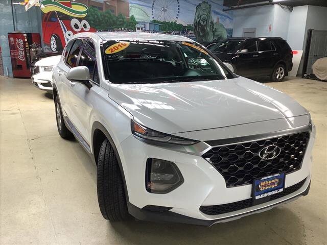 2019 Hyundai Santa Fe in Chicago, IL 60659 - 2329259 7