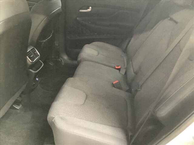 2019 Hyundai Santa Fe in Chicago, IL 60659 - 2329259 18