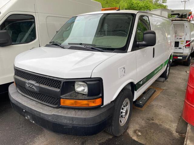 2014 Chevrolet Express 2500 in Blauvelt, NY 10913 - 2329620 3