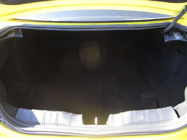 2018 Chevrolet Camaro in Tampa, FL 33604-6914 - 2329643 21