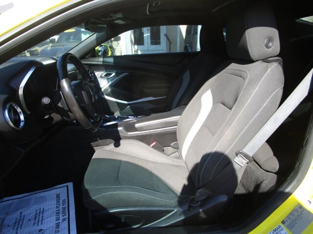 2018 Chevrolet Camaro in Tampa, FL 33604-6914 - 2329643 7