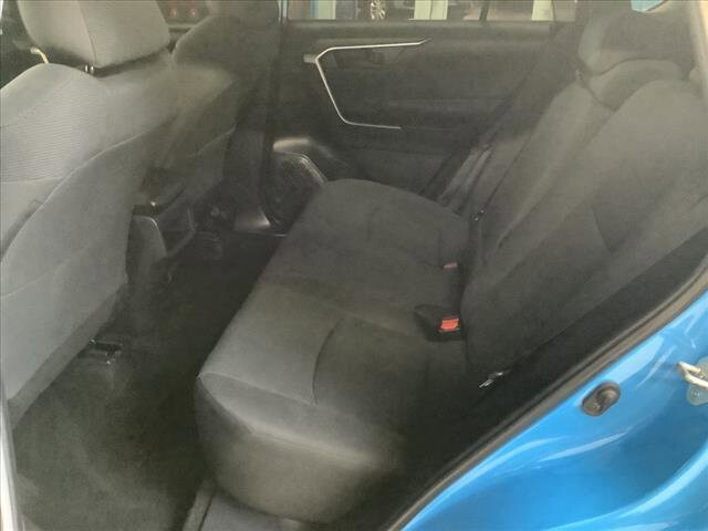 2019 Toyota RAV4 in Chicago, IL 60659 - 2329645 21