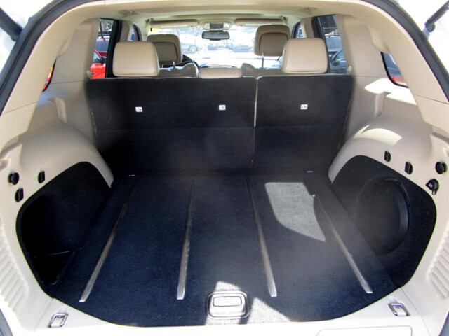 2014 Jeep Grand Cherokee in Tampa, FL 33604-6914 - 2329914 25