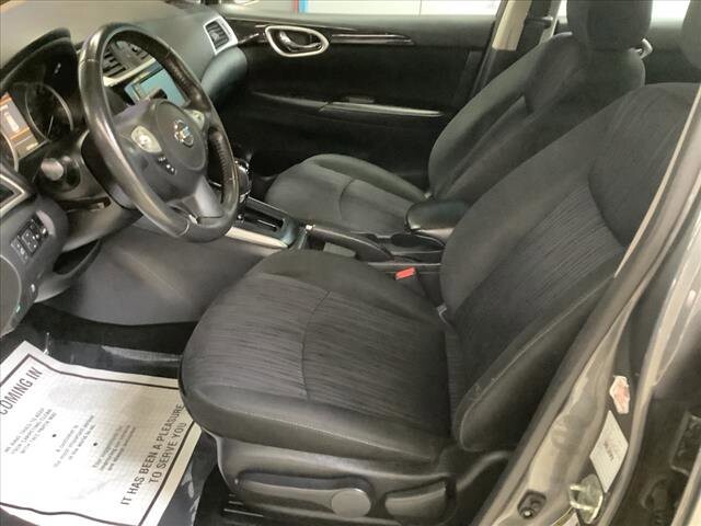 2019 Nissan Sentra in Chicago, IL 60659 - 2329915 10