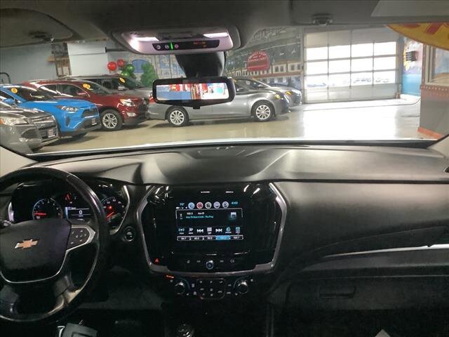 2019 Chevrolet Traverse in Chicago, IL 60659 - 2329916 22