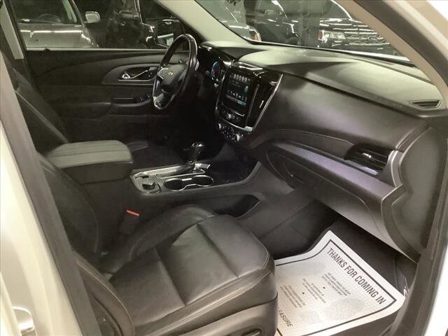 2019 Chevrolet Traverse in Chicago, IL 60659 - 2329916 24