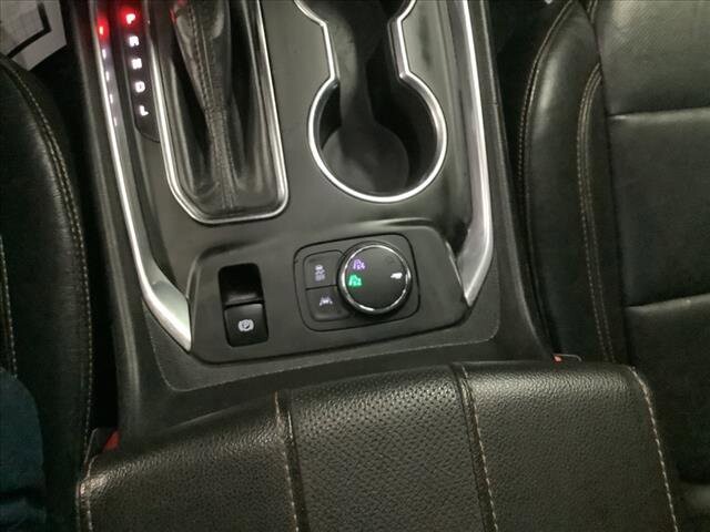 2019 Chevrolet Traverse in Chicago, IL 60659 - 2329916 16