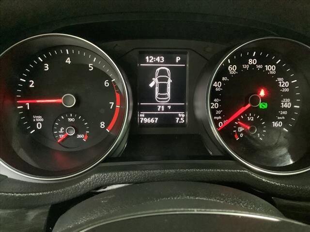 2016 Volkswagen Passat in Chicago, IL 60659 - 2329952 14