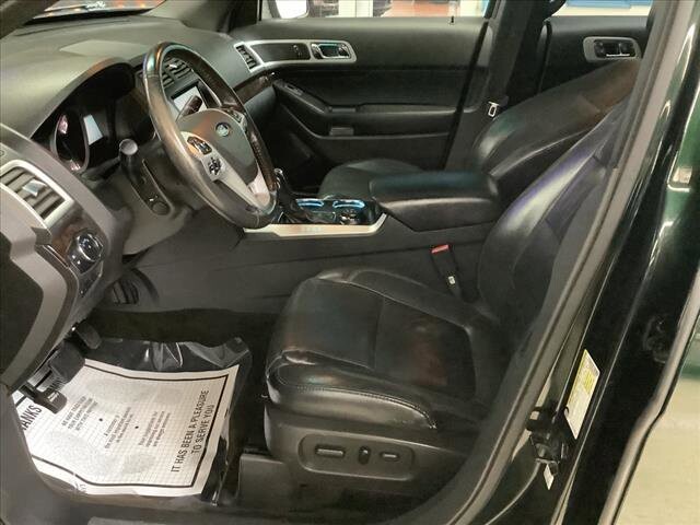 2013 Ford Explorer in Chicago, IL 60659 - 2329953 11