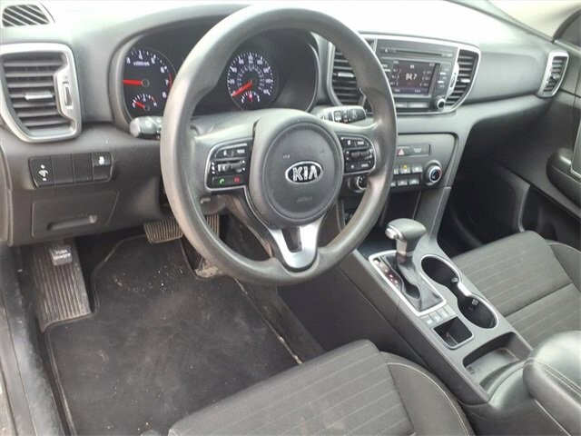 2018 Kia Sportage in Troy, IL 62294-1376 - 2329954 5
