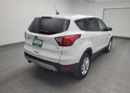 2019 Ford Escape in Columbus, OH 43228 - 2330210 9